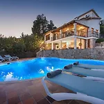 Casa Mir Villa *